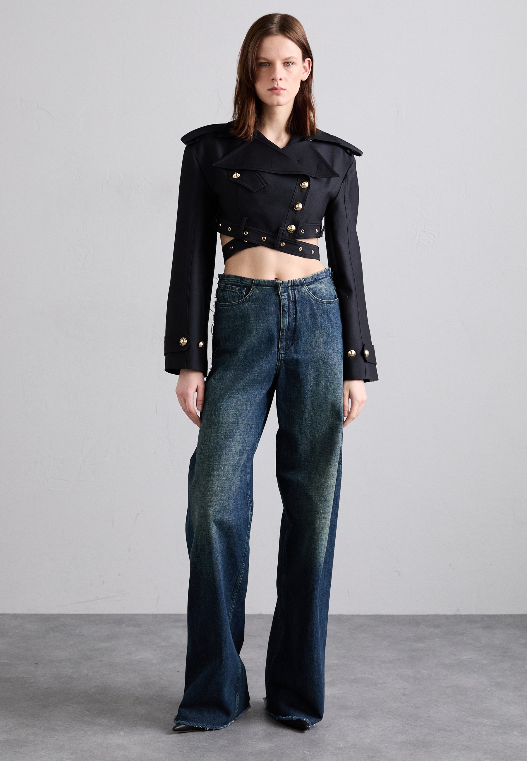 ROKH CROSS BELT DETAIL CROPPED JACKET - Vasaras jaka - dark