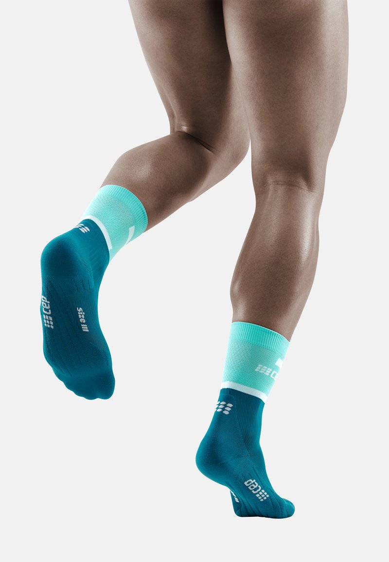 Herren Unterhosen | CEP COMPRESSION MID CUT SOCKS THE RUN Sportsocken ocean petrol/petrol - XK32996 Herren Unterhosen | CEP COMPRESSION MID CUT SOCKS THE RUN Sportsocken ocean petrol/petrol - XK32996
