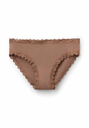 Brune bomuldsboksershorts med bølget blondekant omkring taljen og benåbningerne; glat tekstur og sømløst design.