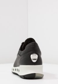 ECCO Kävelykengät - black