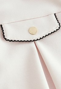 Baker by Ted Baker PANEL HEM PONTE - REGULAR FIT - Freizeitkleid - cream