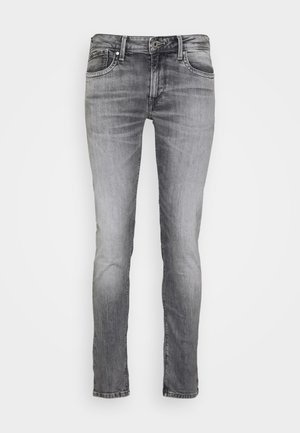 Pepe Jeans HATCH - Pieguloša piegriezuma džinsi - UE7