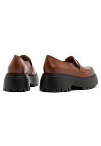 RYŁKO Półbuty wsuwane