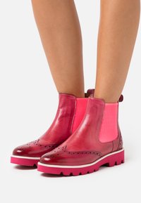 Melvin & Hamilton SELINA 29 - Botines bajos - bubblegum