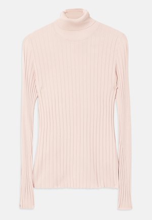 Lys pink ribbet højhalset sweater med lange ærmer, der har en tætsiddende silhuet og en glat tekstur.