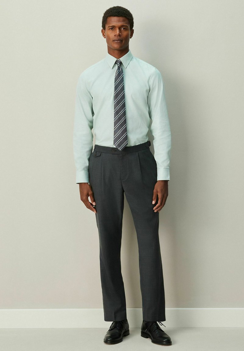 Next REGULAR FIT - TEXTURED LONG SLEEVE WITH TRIM - Formal shirt - sage green/green - Zalando Next REGULAR FIT - TEXTURED LONG SLEEVE WITH TRIM - Formal shirt - sage green/green - Zalando