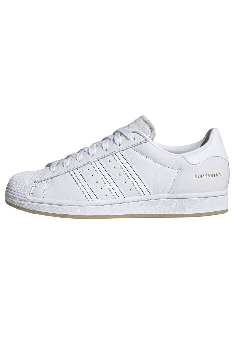 commander adidas superstar