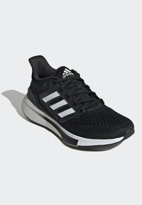adidas Performance EQ21 czarny