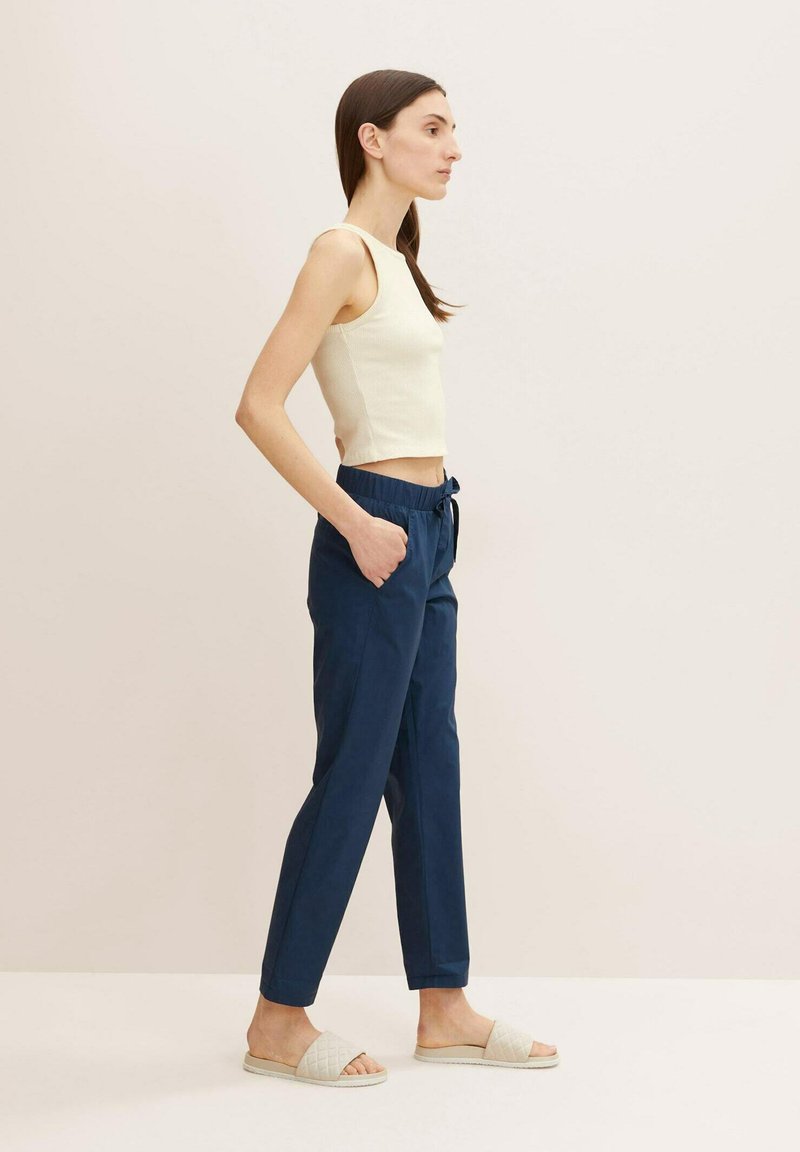 Damen Chinos | TOM TAILOR LOOSE FIT Stoffhose midnight sail/dark-blue denim - FD90113 Damen Chinos | TOM TAILOR LOOSE FIT Stoffhose midnight sail/dark-blue denim - FD90113