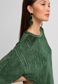 Next PLISSE - REGULAR FIT - Blůza - olive green