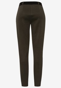  skräddarsydda byxor i mörk olivgrön med ett subtilt strukturerat mönster, med en svart midja och en smal passform.