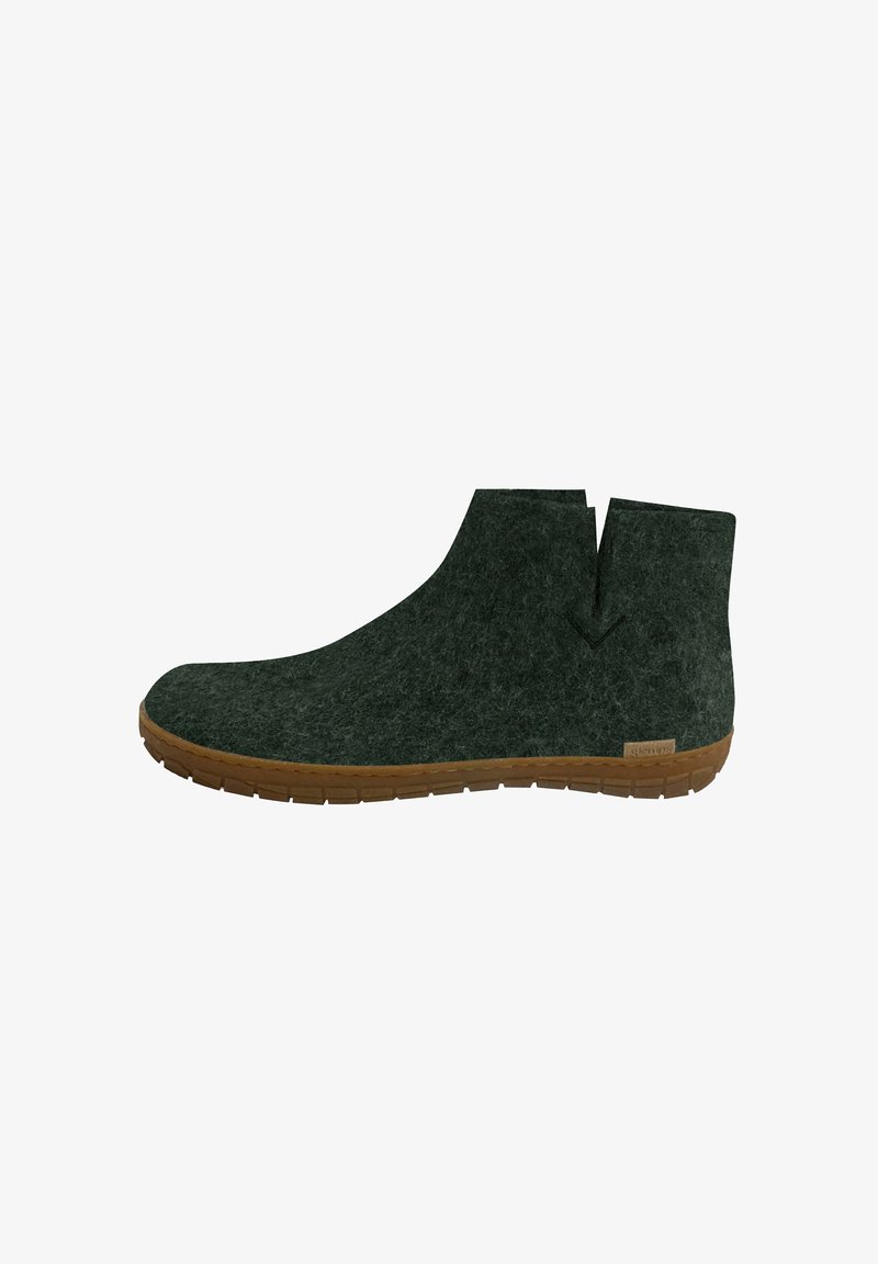 Grüne Filz-Stiefeletten mit einem kurzen, runden Design, ausgestattet mit einer Gummisohle und einem geteilten Obermaterial für einen bequemen Ein- und Ausstieg.