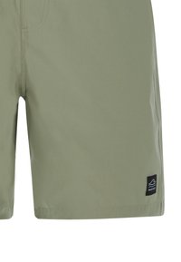 Licht olijf groene zwembroek gemaakt van glad, sneldrogend materiaal, met een klein zwart logopatch aan de linkerkant.