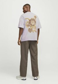 Jack & Jones Triko s potiskem - cosmic sky