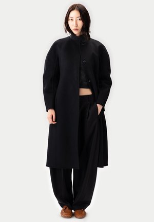 OVAL-SLEEVE - Klassischer Mantel - black