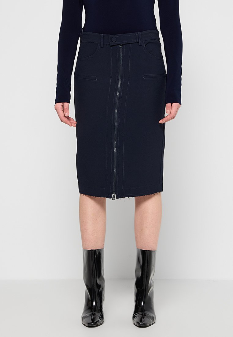 N°21 Maxirok donkerblauw N°21 Maxirok donkerblauw