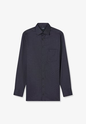 Donkerblauw overhemd met lange mouwen voor heren, met knoopsluiting aan de voorkant en een enkele borstzak, tentoongesteld op een witte achtergrond.