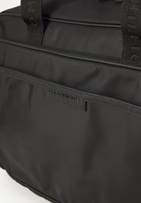 Tommy Hilfiger REPREVE DUFFLE UNISEX - Nädalavahetuse reisikotid - black