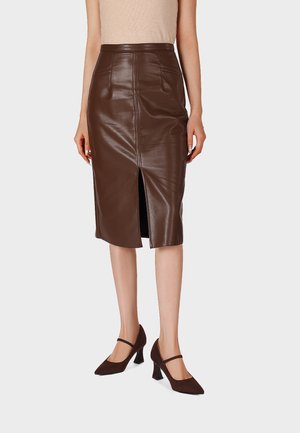Queen Helena, ZM12003 - Decolleté - marrone