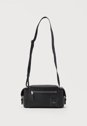 Calvin Klein, CAMERA BAG - Bandolera - black