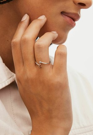 Next HEART OPEN TWIST - REGULAR FIT - Inel - sterling silver & rose gold plated