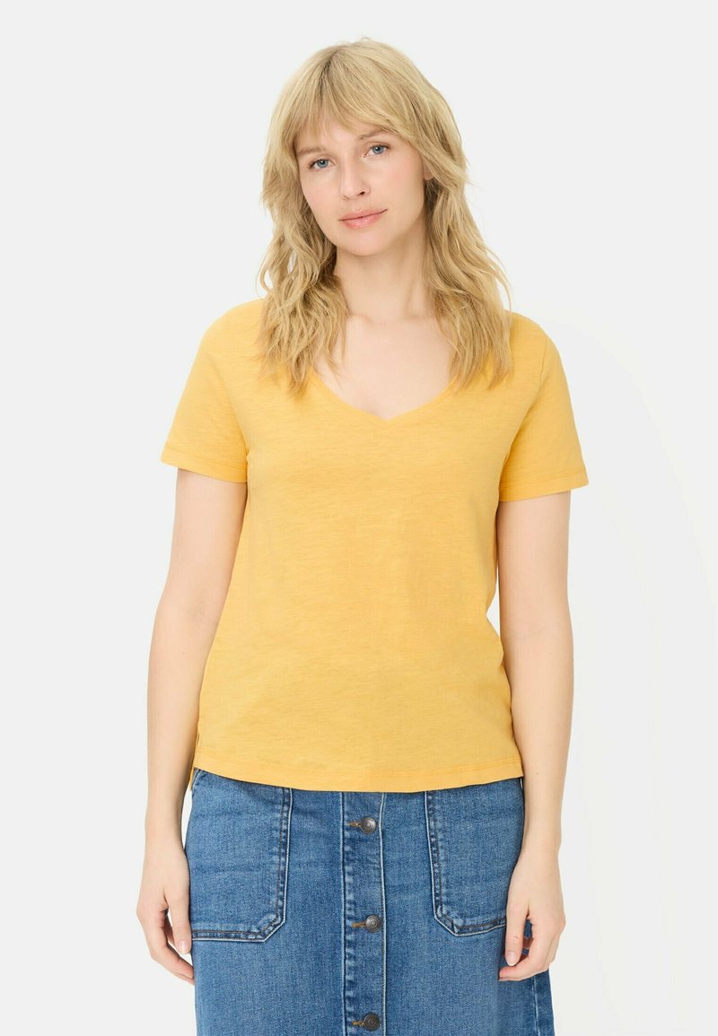 camel active T-Shirt basic - yellow/gelb - Zalando