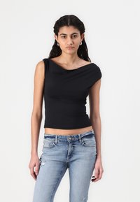 Gina Tricot - ASYMMETRIC MICRO - T-shirt basic - black Miniatuurafbeelding 1