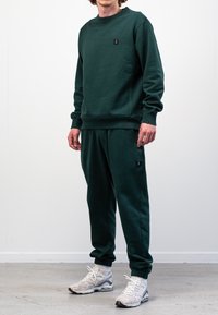 Butcher of Blue Sweatshirt - jet green