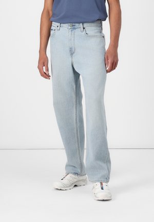 BAGGY LIGHT - Džínsy baggy - light blue denim