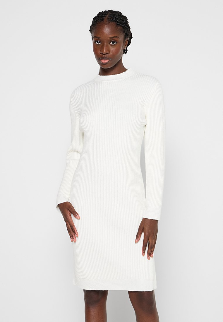 Apart Gebreide jurk crème