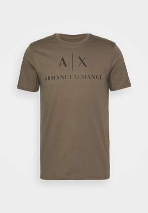 Brun kortærmet t-shirt med rund hals og sort Armani Exchange logo-tekst på tværs af brystet.