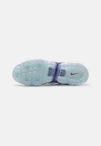 Nike Sportswear AIR VAPORMAX PLUS - Sneakers - white/fierce purple/aurora green/black/wolf grey