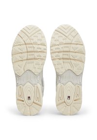 Tommy Jeans ARCHIVE RETRO RUNNER - Sneakers basse - ecru