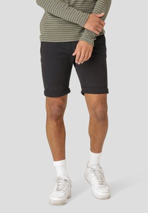 PIRRO - Shorts - black
