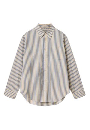 Langärmeliges Hemd mit Knopfleiste, blau-weißen und gelben Vertikalstreifen und einer Brusttasche, flach auf einem weißen Hintergrund liegend.