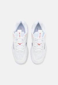 Mizuno WAVE STEALTH 6 - Boty na házenou - white/aleutian/cloud pink