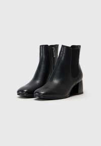 Tamaris Classic ankle boots - black matt