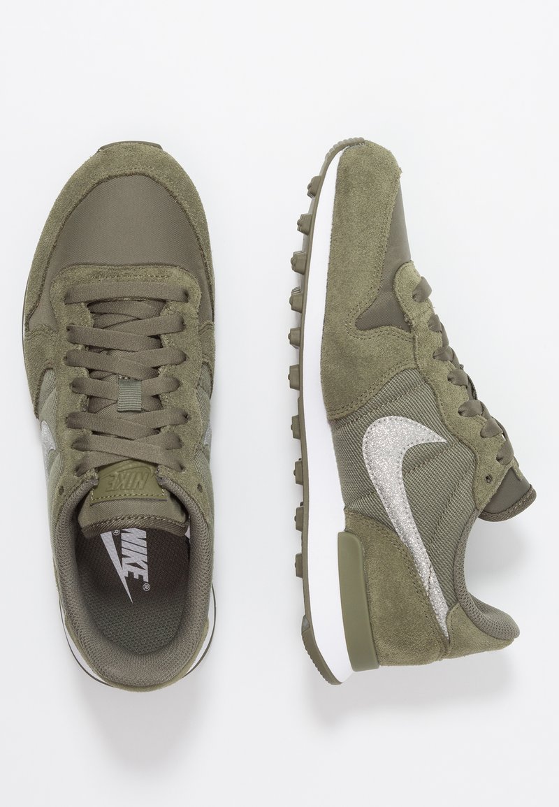 Nike Sportswear Internationalist Sneaker Low Med Olive White Oliv Zalando De