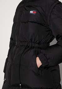Tommy Jeans Piumino lungo - black