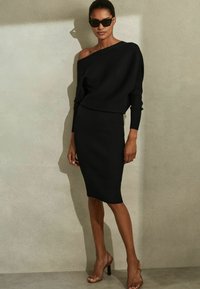 Reiss Jumper dress - black