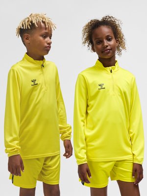 Hummel, ESSENTIAL HALF-ZIP  - Langærmet T-shirt - blazing yellow