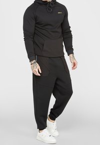 SIKSILK Felpa con cappuccio - black
