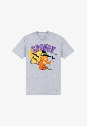 T-shirt grigio a maniche corte con un orso dei cartoni animati in un cappello da strega su una scopa, circondato da pipistrelli e dalla scritta "SPAVENTOSO" in viola.