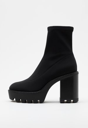 Botines de tacón - black