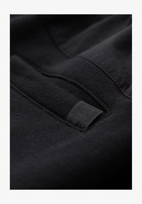 Non sélectionné, black