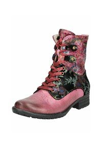 Botín de tobillo con cordones, frontal de cuero texturizado rosa, acentos de tela floral, lateral negro con hojas verdes y una resistente suela de goma negra.
