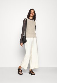 ONLY ONLPARIS LIFE VEST - Trui - pumice stone melange