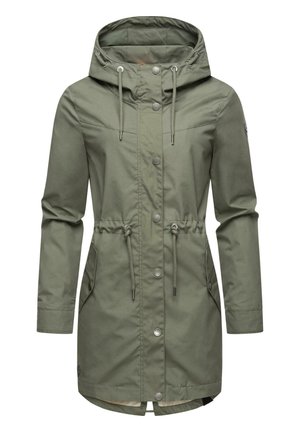 Manteau vert olive avec capuche, taille à cordon, fermeture éclair et boutons-pression. Comprend des poches latérales et un intérieur doublé.
