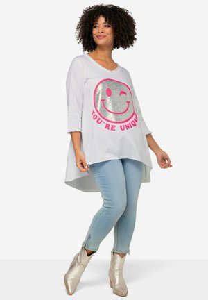 Angel of Style Long sleeved top - white