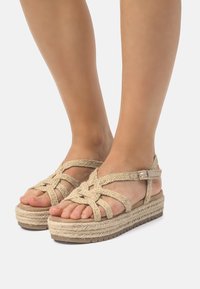 mtng Alpargatas - dark yellow melange